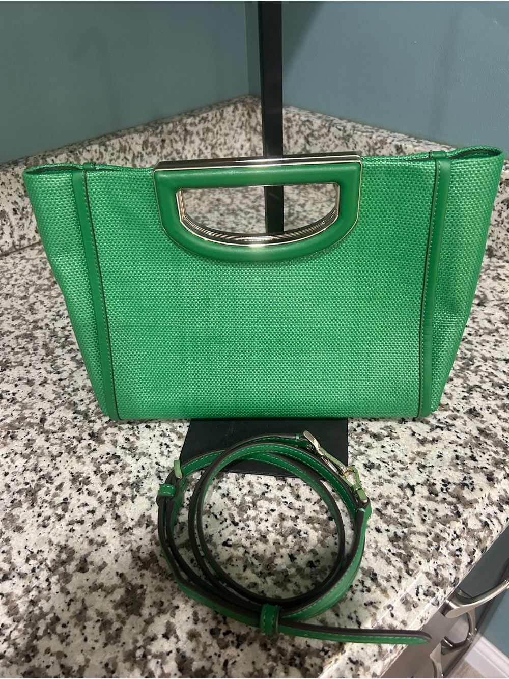 kate spade Green Textured Crossbody Purse with Detachable Strap - Picture 3 of 12